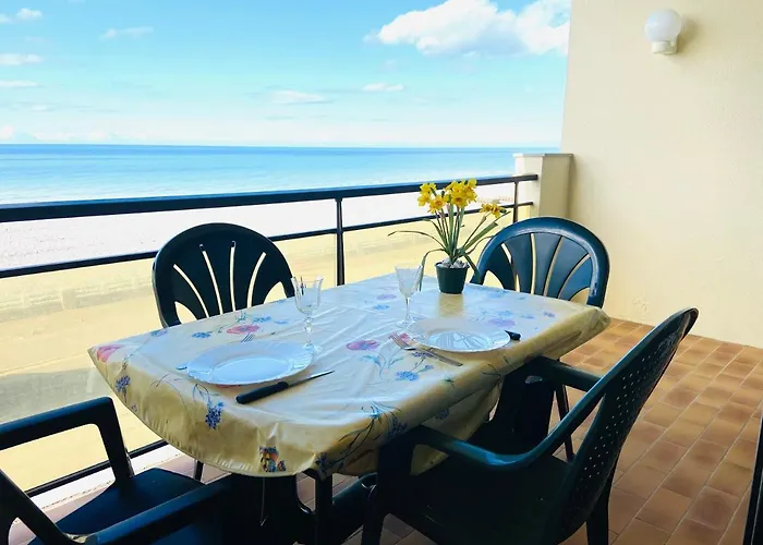 Apartment Lumineux Face A Sur